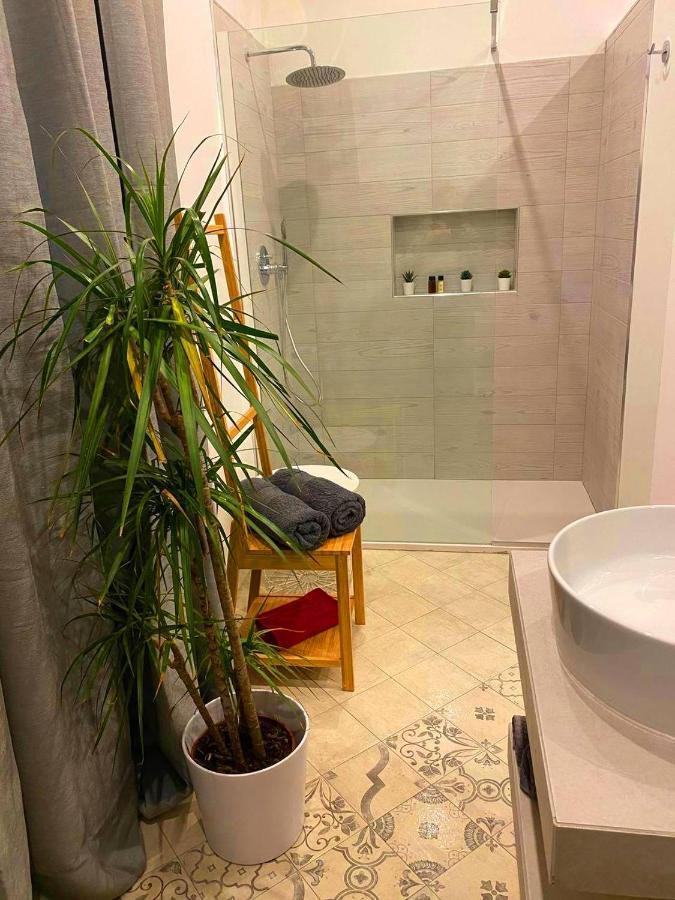 Casa Vacanza Sofa Hotell Sassari Exteriör bild