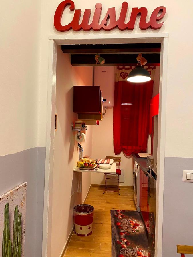Casa Vacanza Sofa Hotell Sassari Exteriör bild
